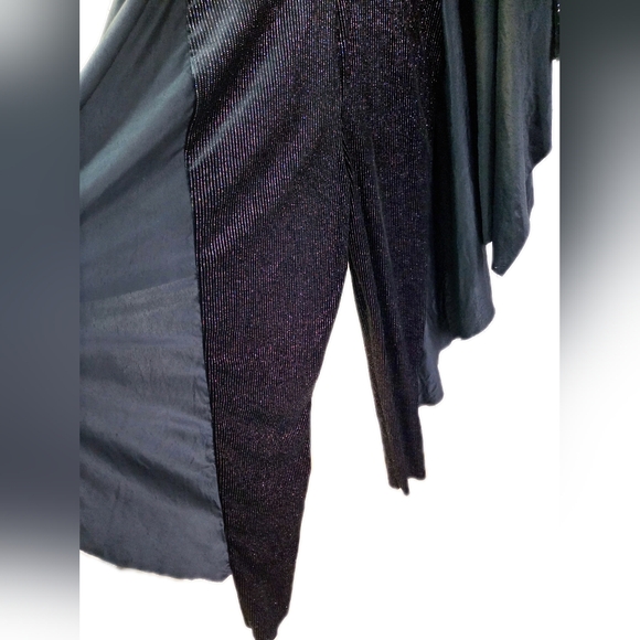 Shimmering Black Jumpsuit with Flowing Sleeves - Picture 8 of 10